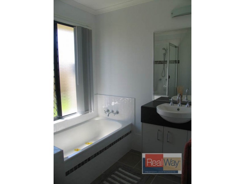 21 King Orchid Drive, Little Mountain QLD 4551