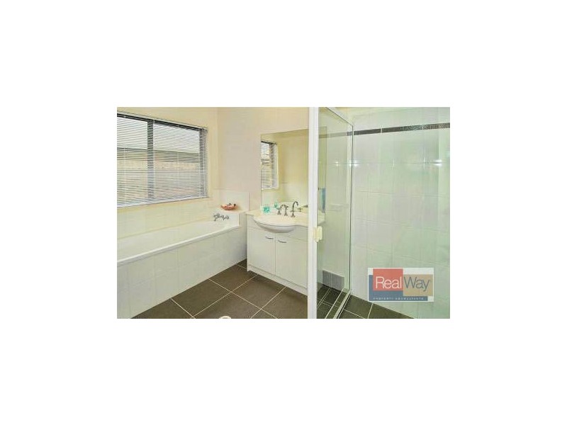 43 Mansell Street, Little Mountain QLD 4551