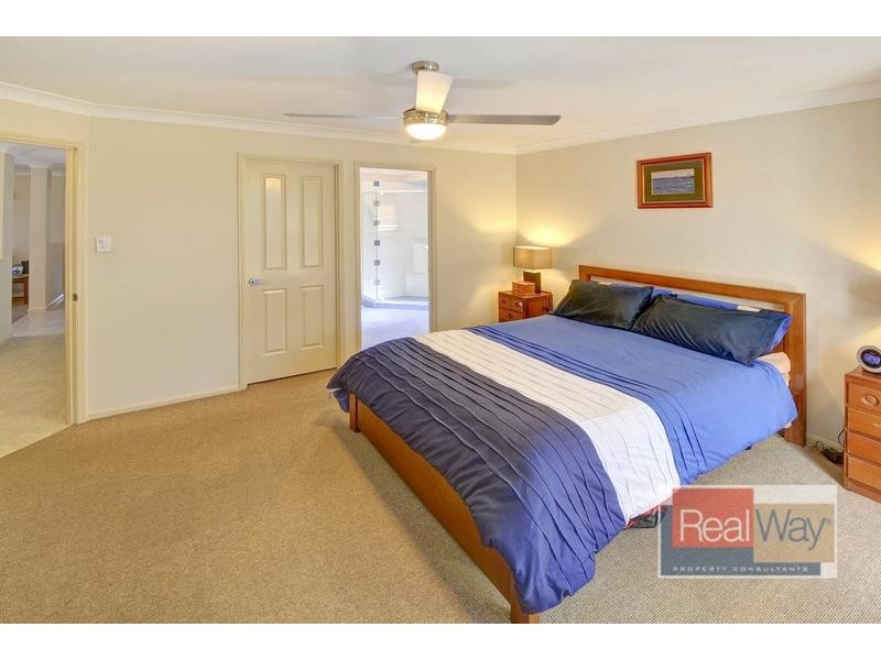 13 Water Side Place, Little Mountain QLD 4551