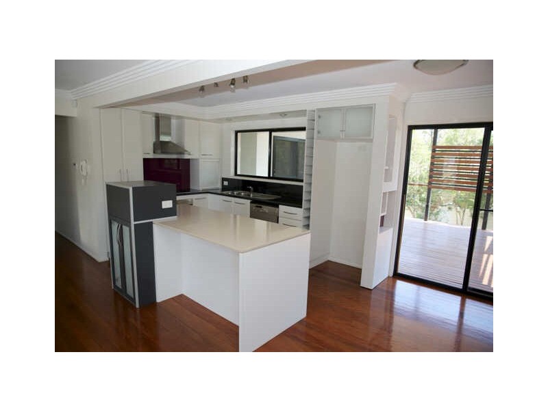 Dicky Beach QLD 4551