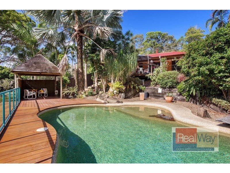 5 Tallowood Close, Little Mountain QLD 4551