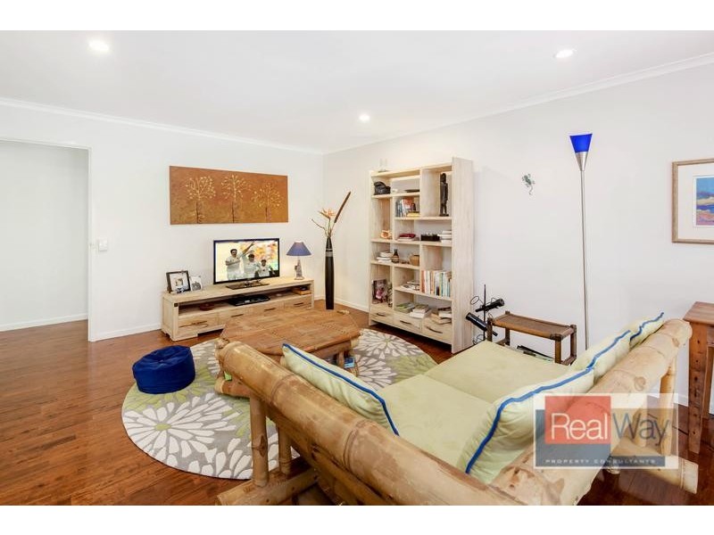 5 Tallowood Close, Little Mountain QLD 4551