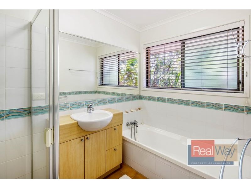 5 Tallowood Close, Little Mountain QLD 4551