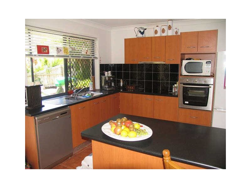 Little Mountain QLD 4551