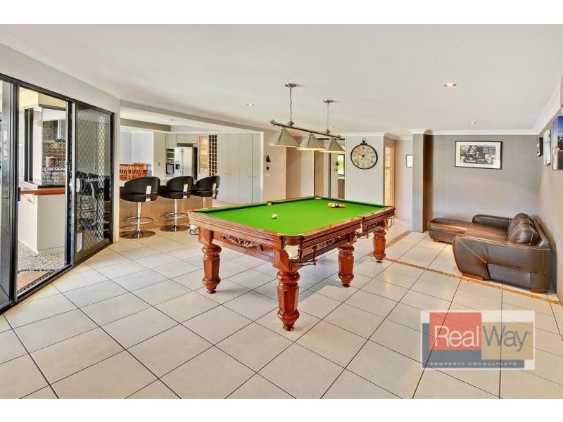 7 Earls Court, Little Mountain QLD 4551