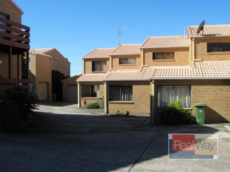 6/29 Browning Boulevard, Battery Hill QLD 4551