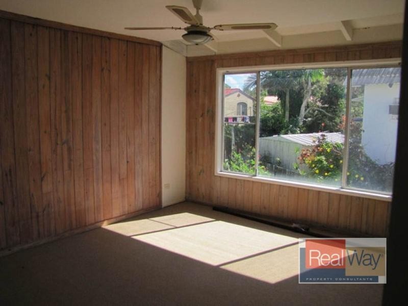 39 Elinya Street, Battery Hill QLD 4551