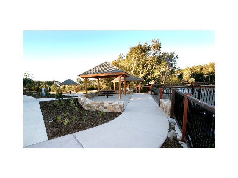 1 Gumview Place, Little Mountain QLD 4551