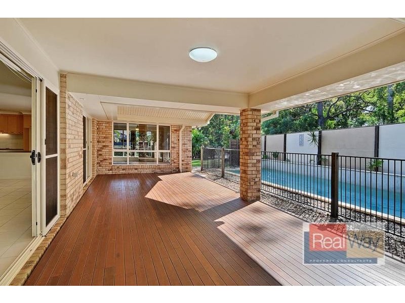 1 Gumview Place, Little Mountain QLD 4551