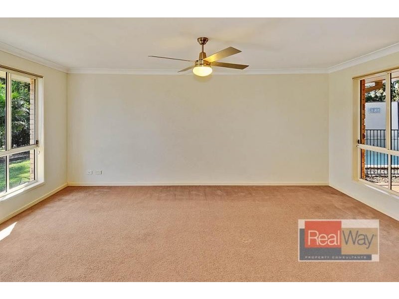 1 Gumview Place, Little Mountain QLD 4551