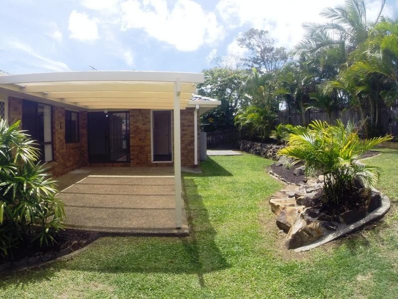 17 Halyard Drive, Wurtulla QLD 4575