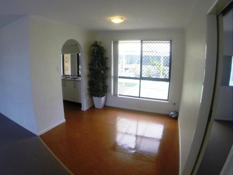 17 Halyard Drive, Wurtulla QLD 4575