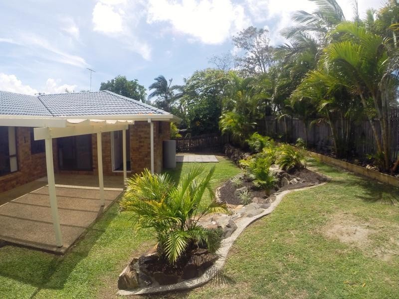 17 Halyard Drive, Wurtulla QLD 4575