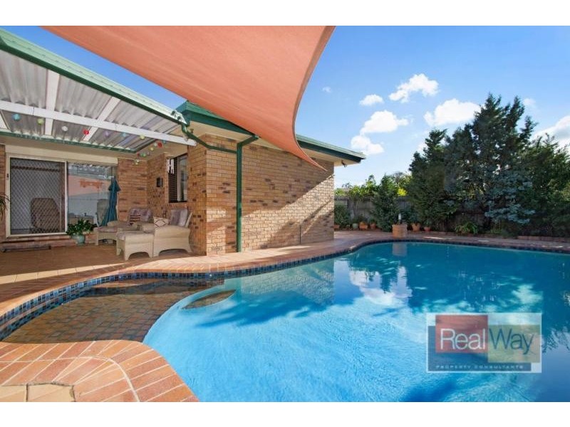 13 Cromwell Street, Battery Hill QLD 4551