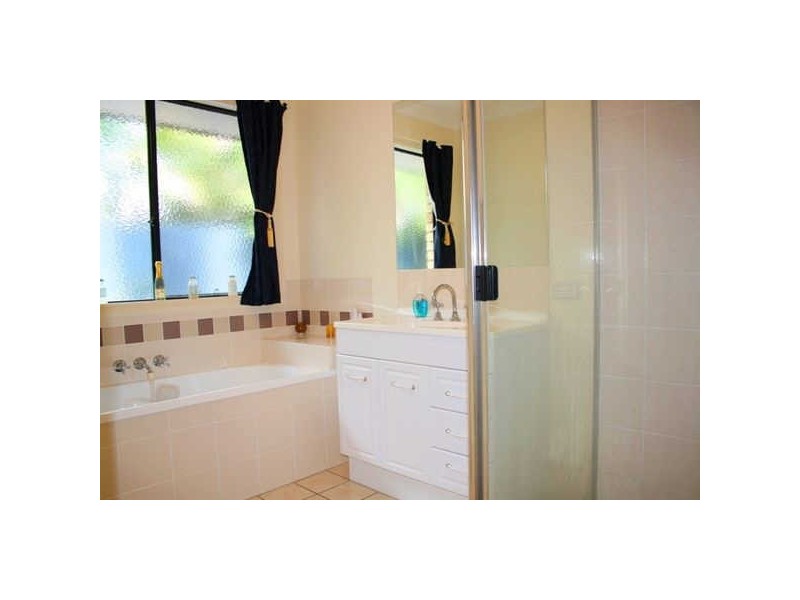 Little Mountain QLD 4551