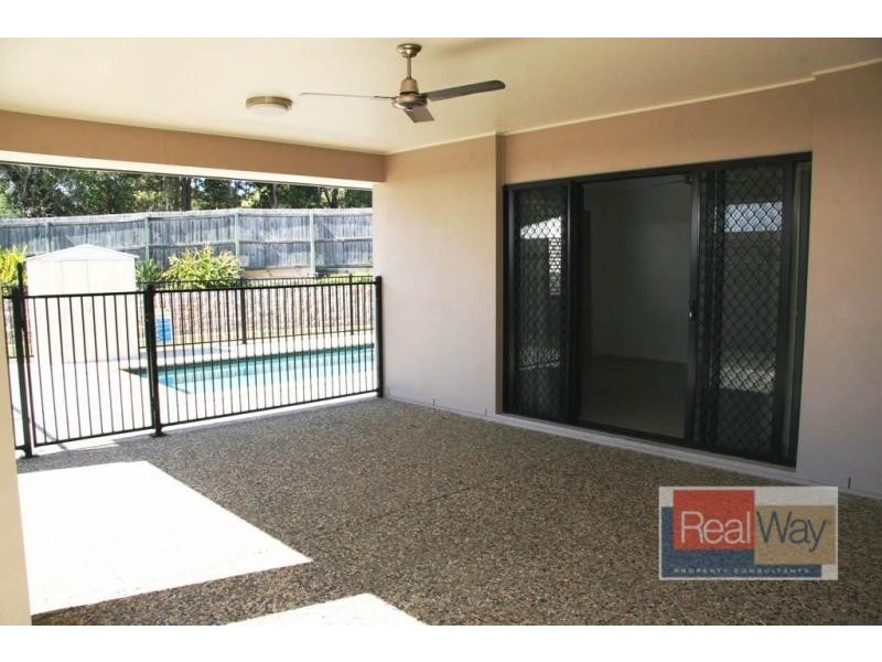 10 Cullen Drive, Little Mountain QLD 4551