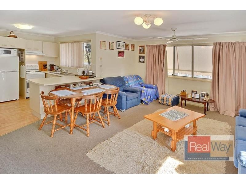 8 Regent Street, Caloundra QLD 4551