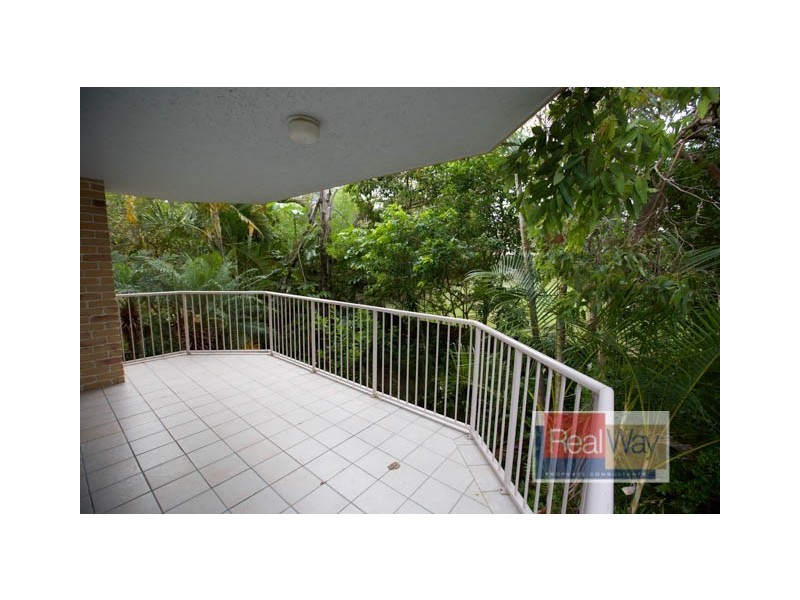 2/13 Arthur Street, Kings Beach QLD 4551