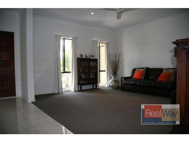 3 Somerset Lane, Little Mountain QLD 4551