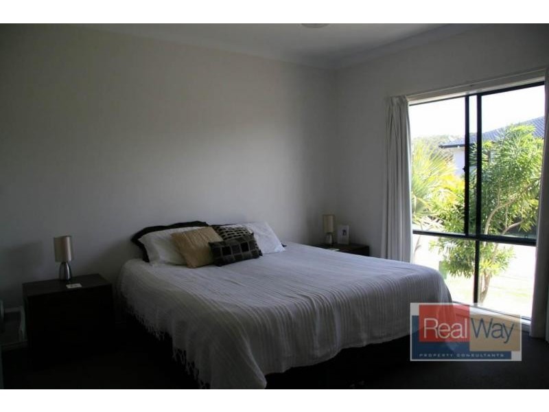 3 Somerset Lane, Little Mountain QLD 4551