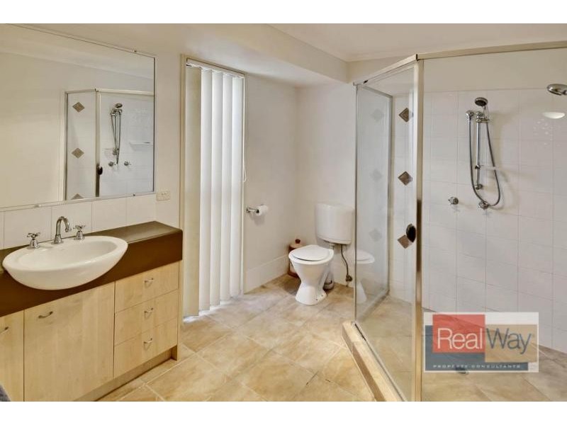 38 Springs Drive, Little Mountain QLD 4551