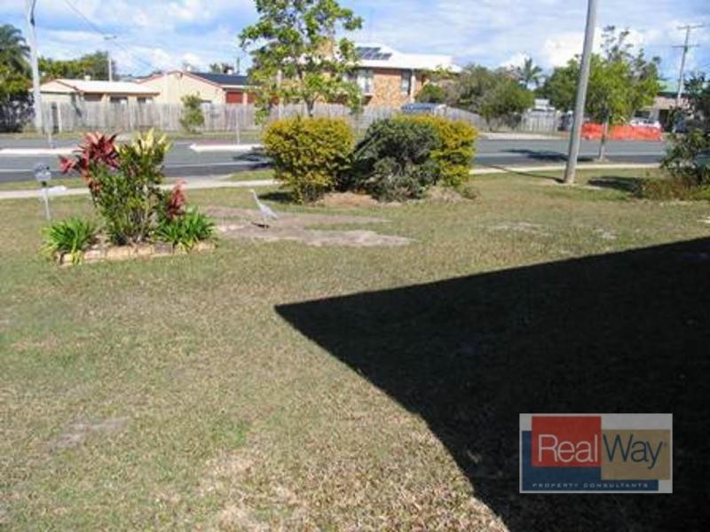 32 Coonowrin Street, Battery Hill QLD 4551