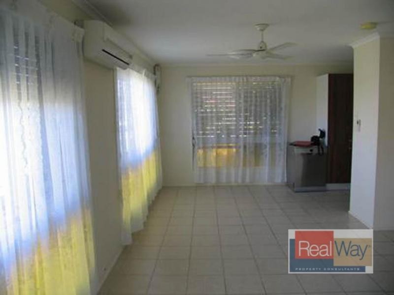 32 Coonowrin Street, Battery Hill QLD 4551