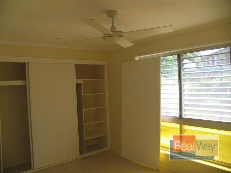 32 Coonowrin Street, Battery Hill QLD 4551