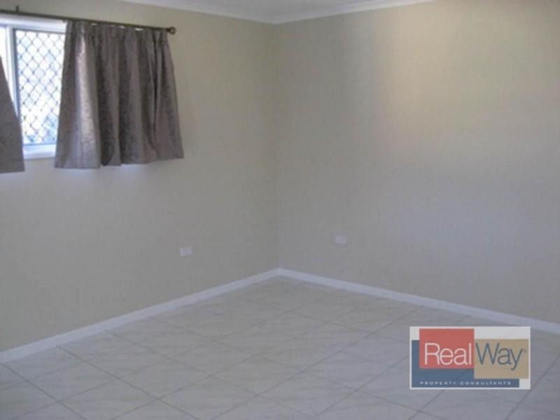 32 Coonowrin Street, Battery Hill QLD 4551