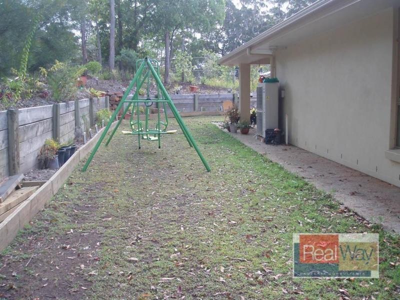 5 Blueberry Close, Little Mountain QLD 4551