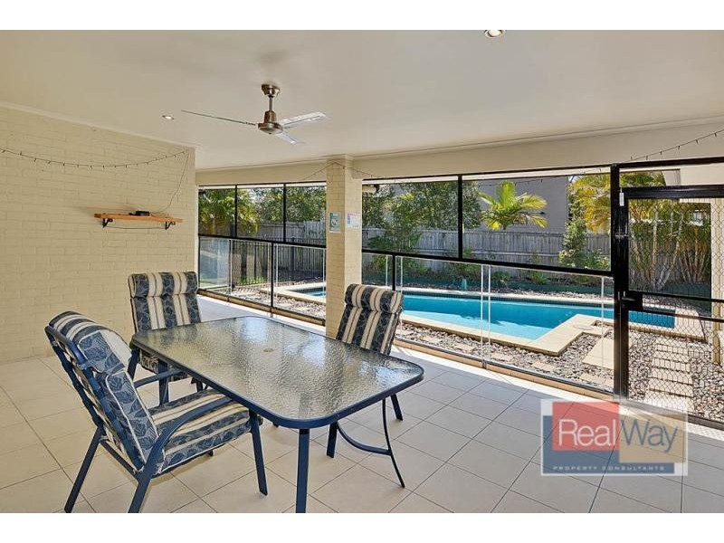 15 High Park Crescent, Little Mountain QLD 4551