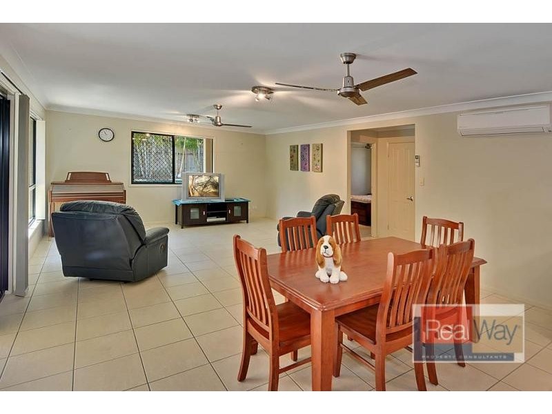 15 High Park Crescent, Little Mountain QLD 4551