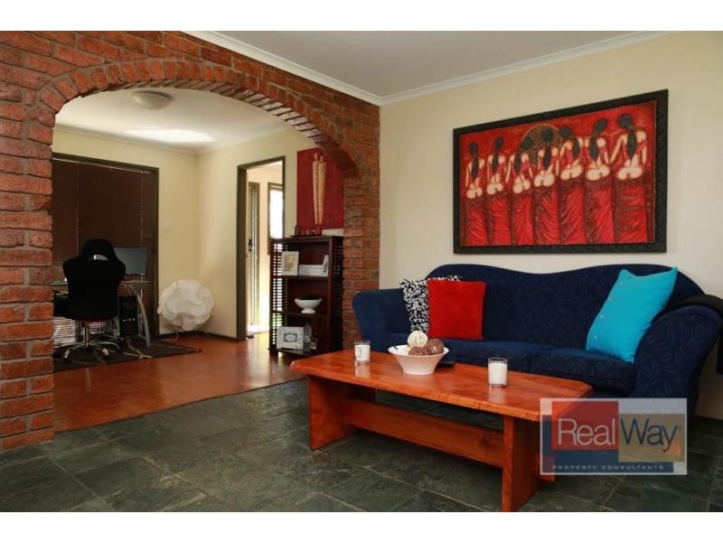 27 Mirnoo Street, Currimundi QLD 4551