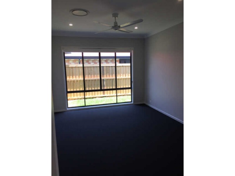 Little Mountain QLD 4551