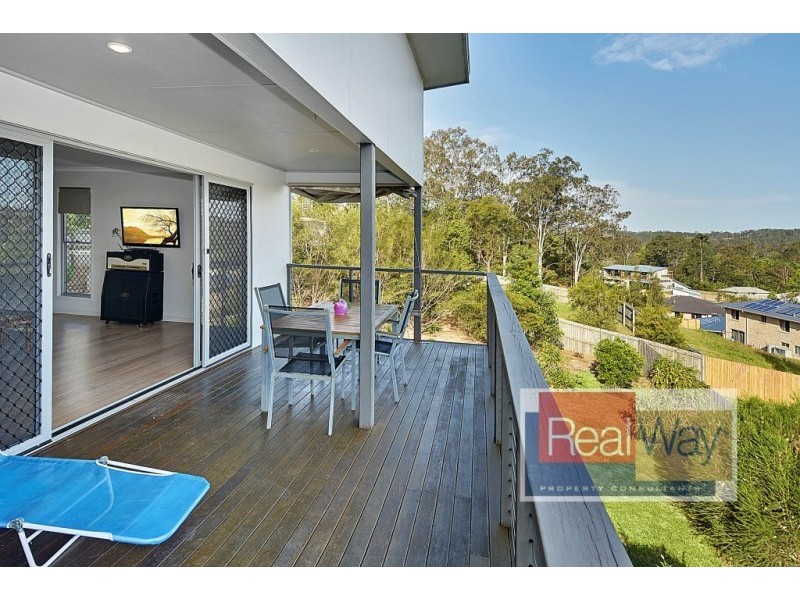 5 Viewland Drive, Mooloolah Valley QLD 4553