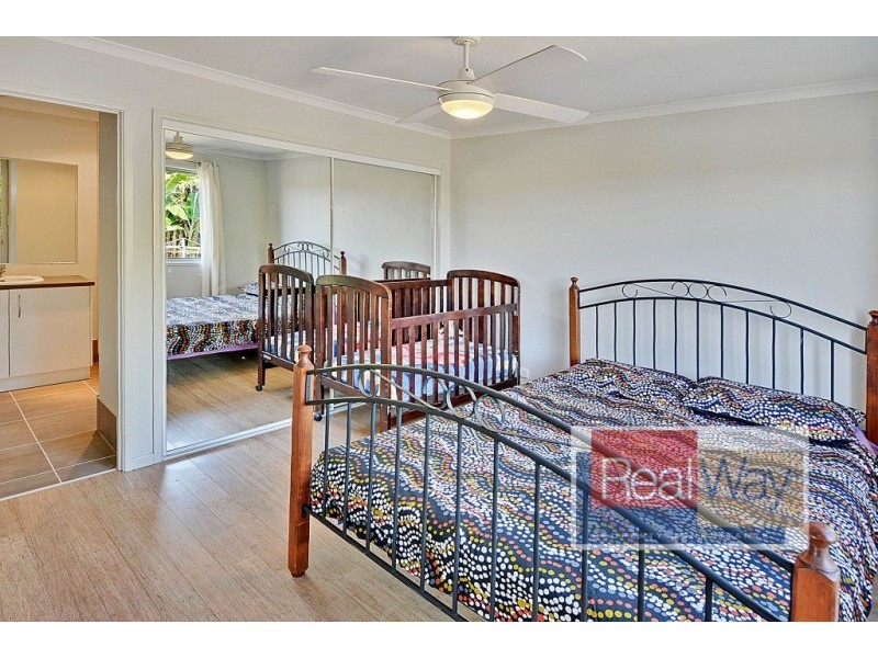 5 Viewland Drive, Mooloolah Valley QLD 4553