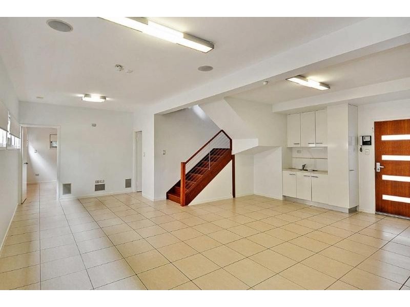 26 Roderick Street, Moffat Beach QLD 4551