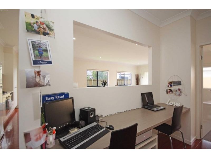 12 Feathertop Crescent., Caloundra West QLD 4551