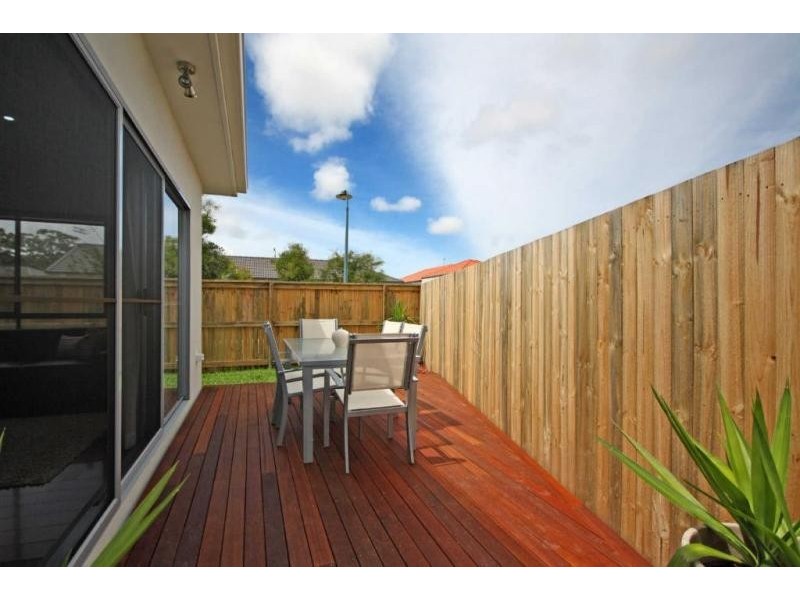 12 Feathertop Crescent., Caloundra West QLD 4551