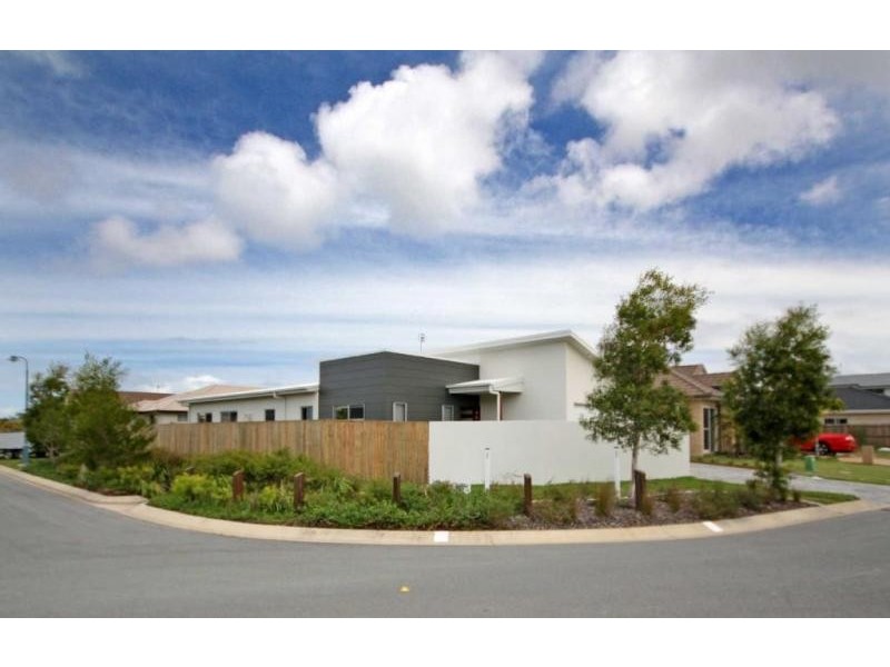 12 Feathertop Crescent., Caloundra West QLD 4551