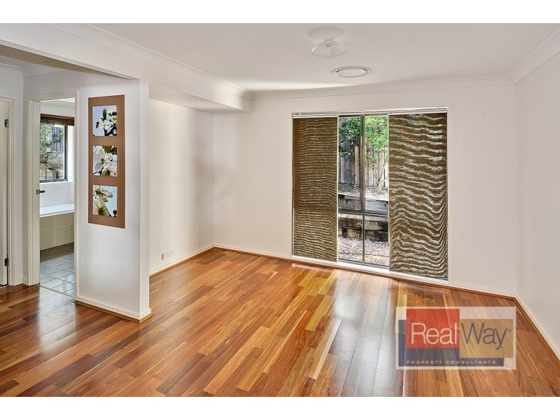 1 Wattlefield Road, Little Mountain QLD 4551