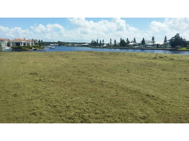 25 Artunga Place, Pelican Waters QLD 4551