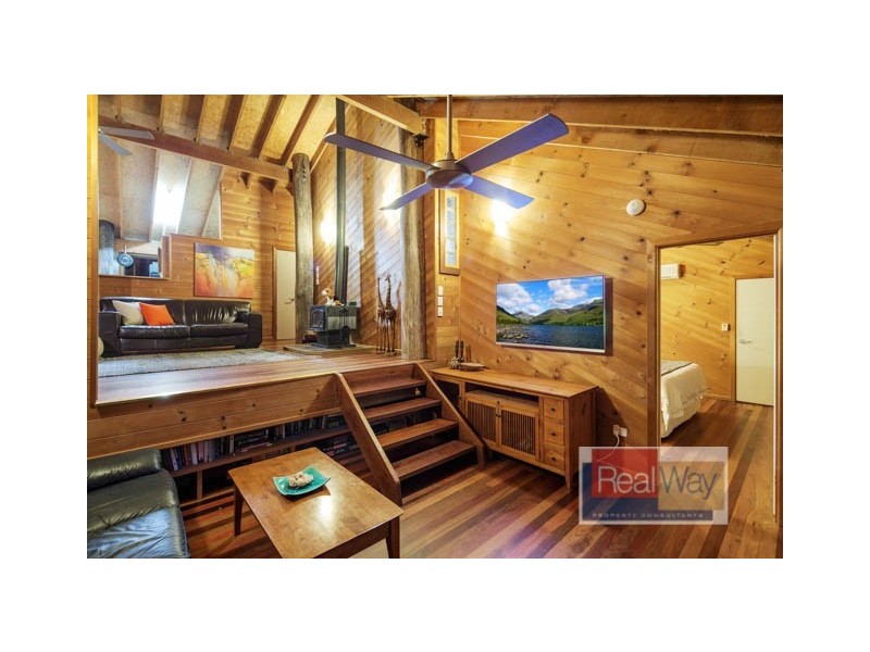 21 Pinewood Street, Little Mountain QLD 4551