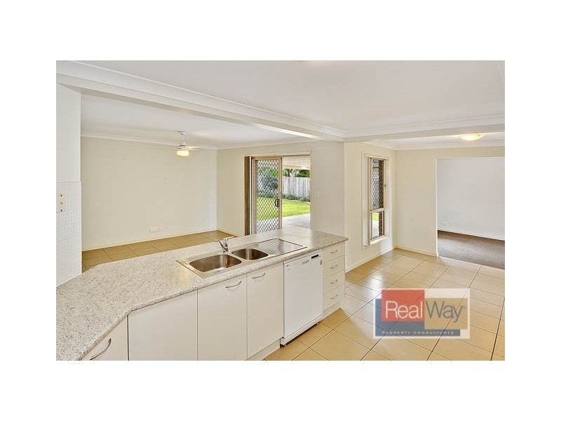 4 Donnelly Place, Caloundra West QLD 4551