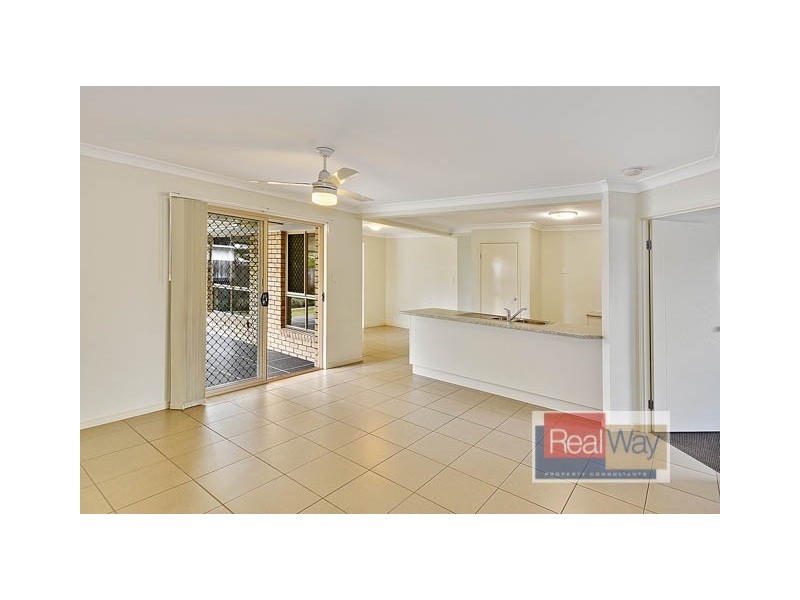 4 Donnelly Place, Caloundra West QLD 4551