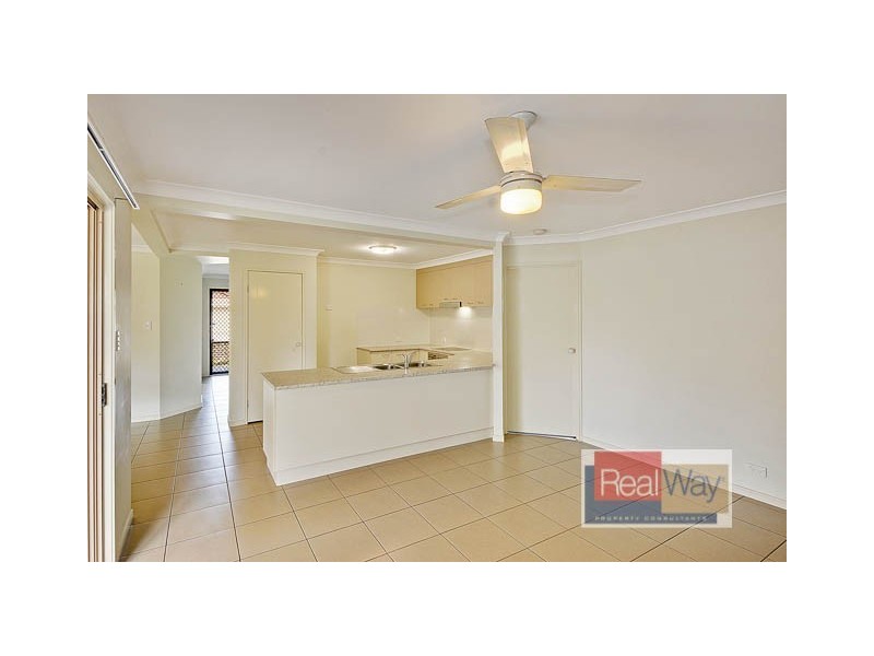 4 Donnelly Place, Caloundra West QLD 4551