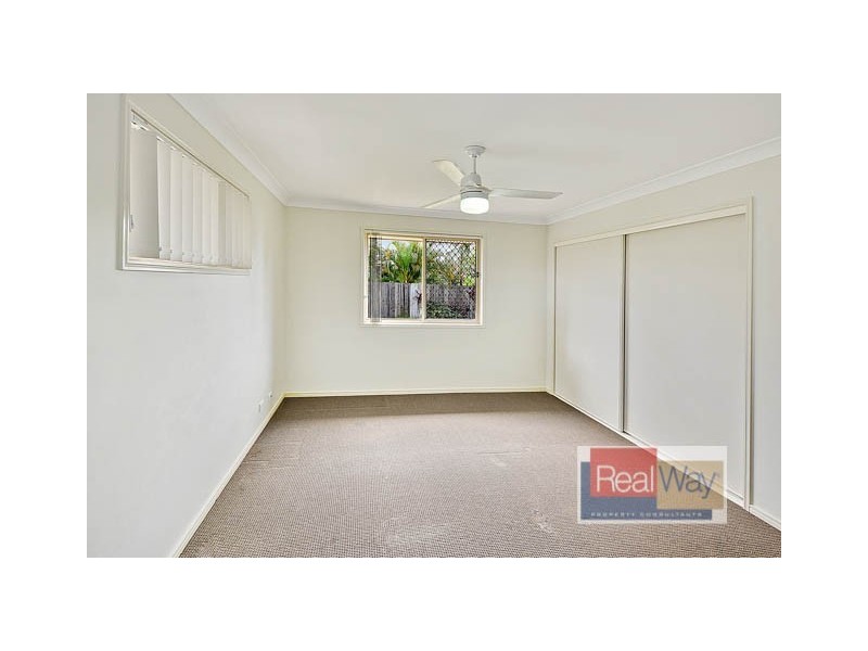 4 Donnelly Place, Caloundra West QLD 4551