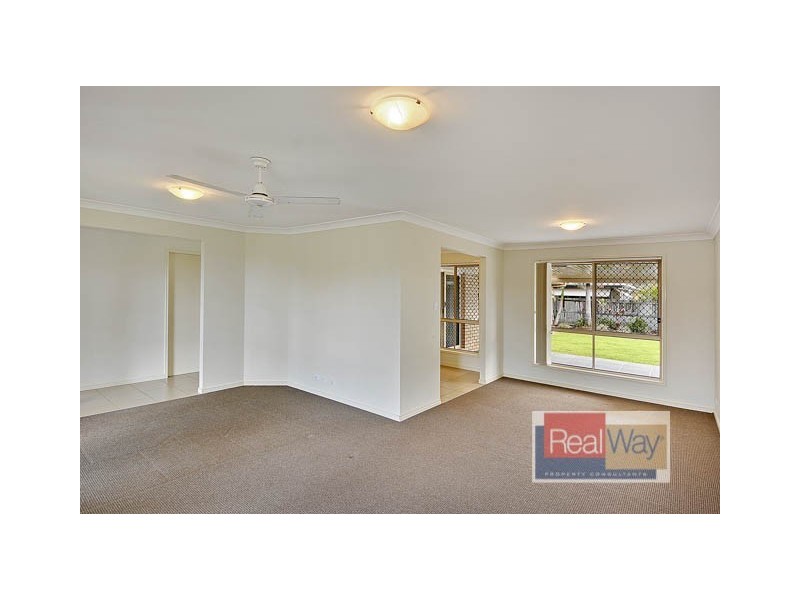 4 Donnelly Place, Caloundra West QLD 4551