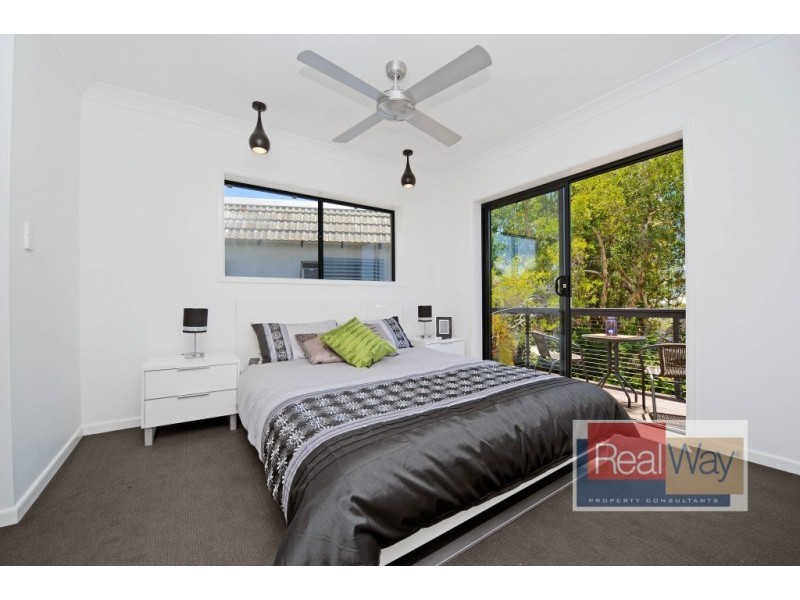 39 Elinya Street, Battery Hill QLD 4551