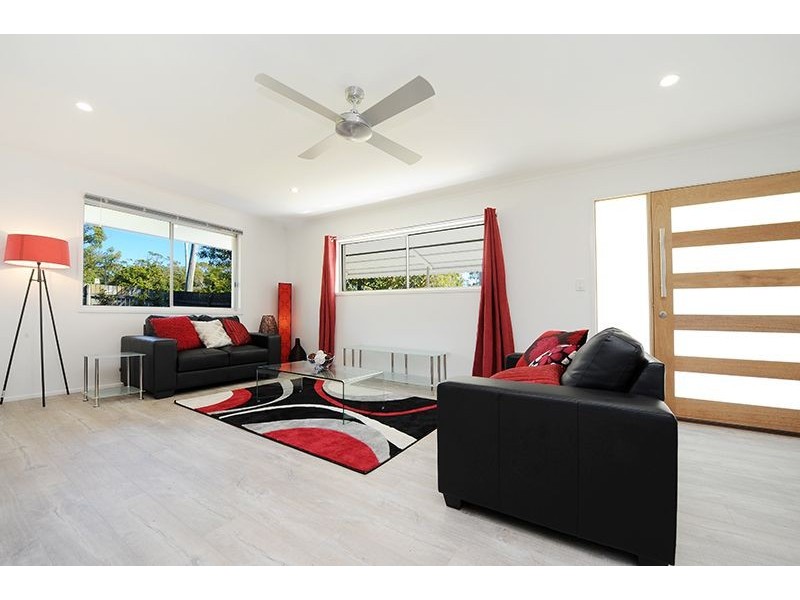 1 Jeffreys Court, Moffat Beach QLD 4551